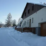 Haus Tolstejn * Jiřetín pod Jedlovou