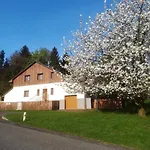 Haus Tolstejn