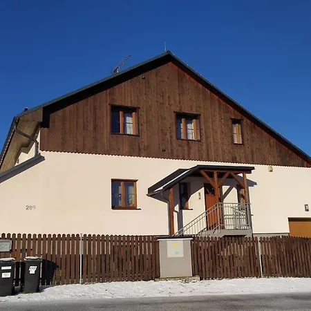 Haus Tolstejn Jiřetín pod Jedlovou
