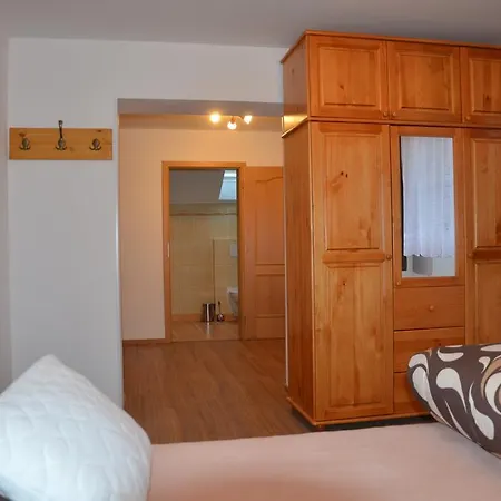 Haus Tolštejn Jiřetín pod Jedlovou