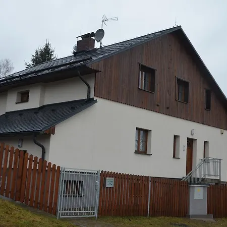 Apartment Haus Tolštejn Jiřetín pod Jedlovou
