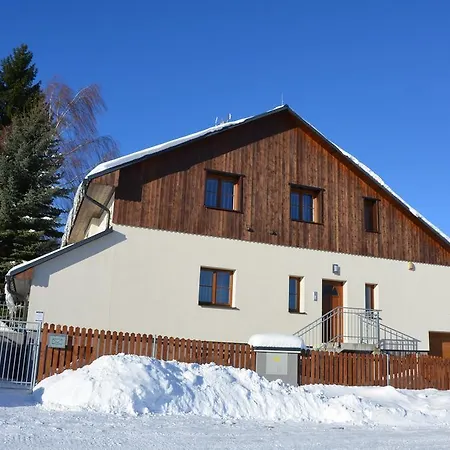شقة Haus Tolstejn