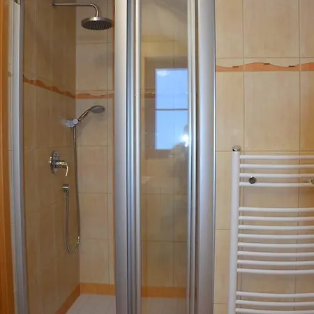 Haus Tolštejn Jiřetín pod Jedlovou
