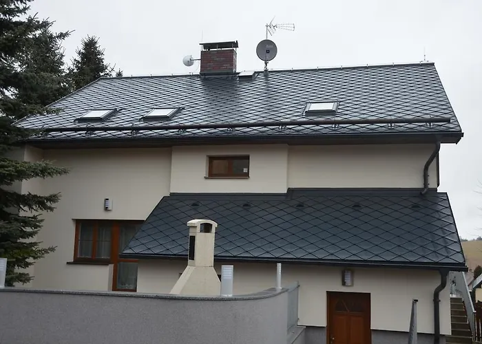 Haus Tolstejn