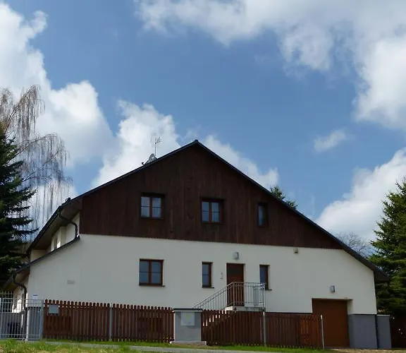Haus Tolstejn